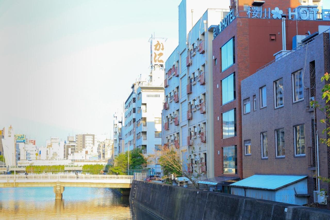 Sakuragawa Riverside Hotel - Vacation Stay 31893V Osaka Exteriör bild